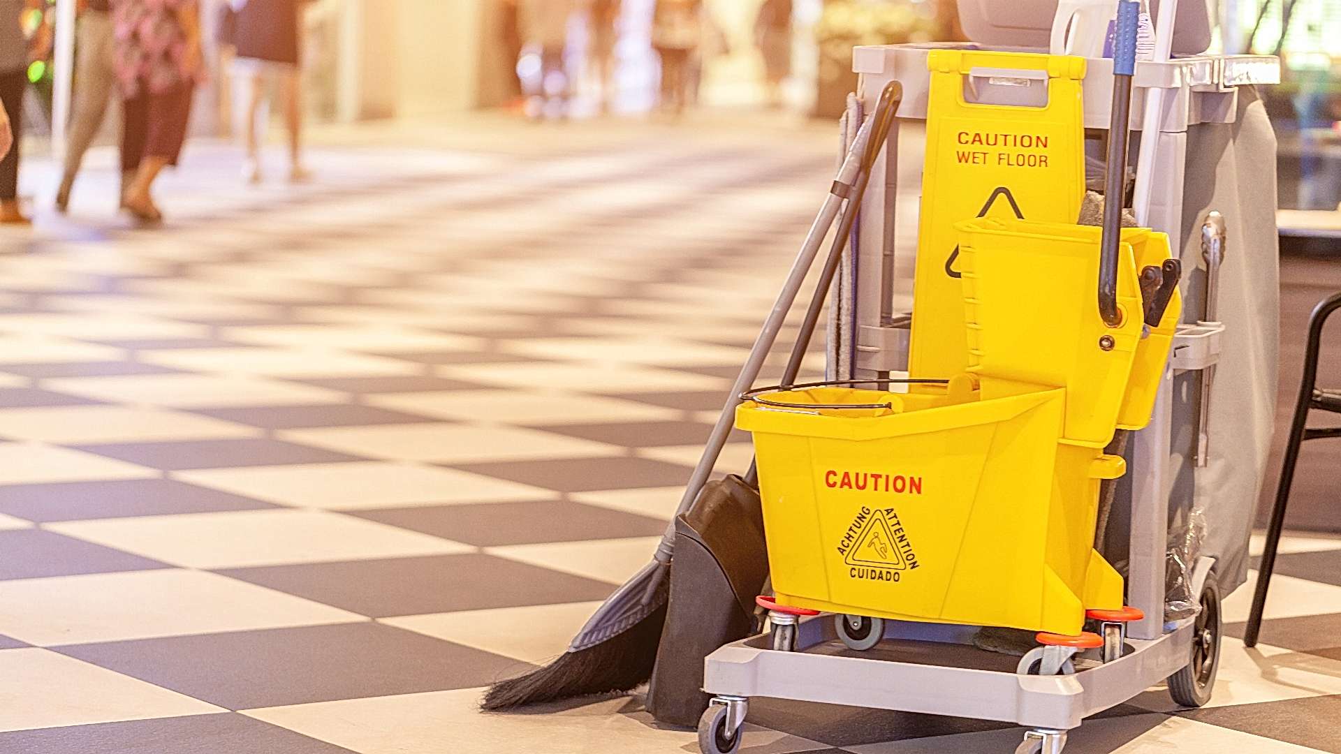 AVM Temizliği Hizmetimiz